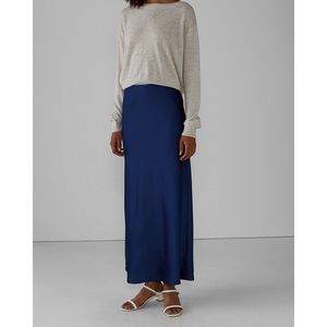 Size 12 Club Monaco Navy Blue Depths Slip Skirt